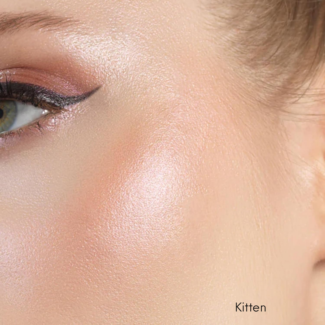 Stila Heaven's Hue Highlighter – Kriz Reales Studio Stila Heaven's Hue Highlighter – Kriz Reales Studio
