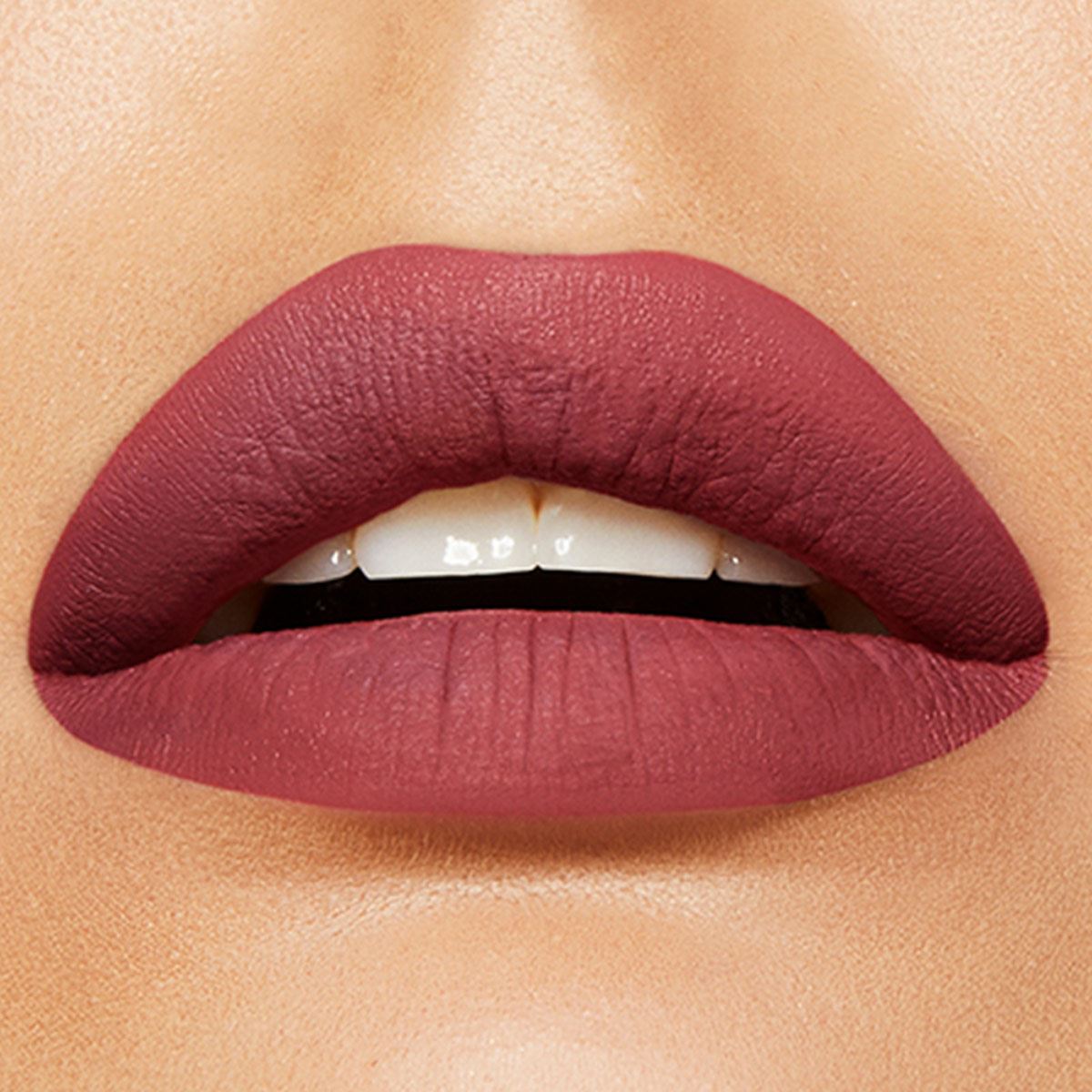 Color Ruler 80 Matte Labial Líquido – Kriz Reales Studio